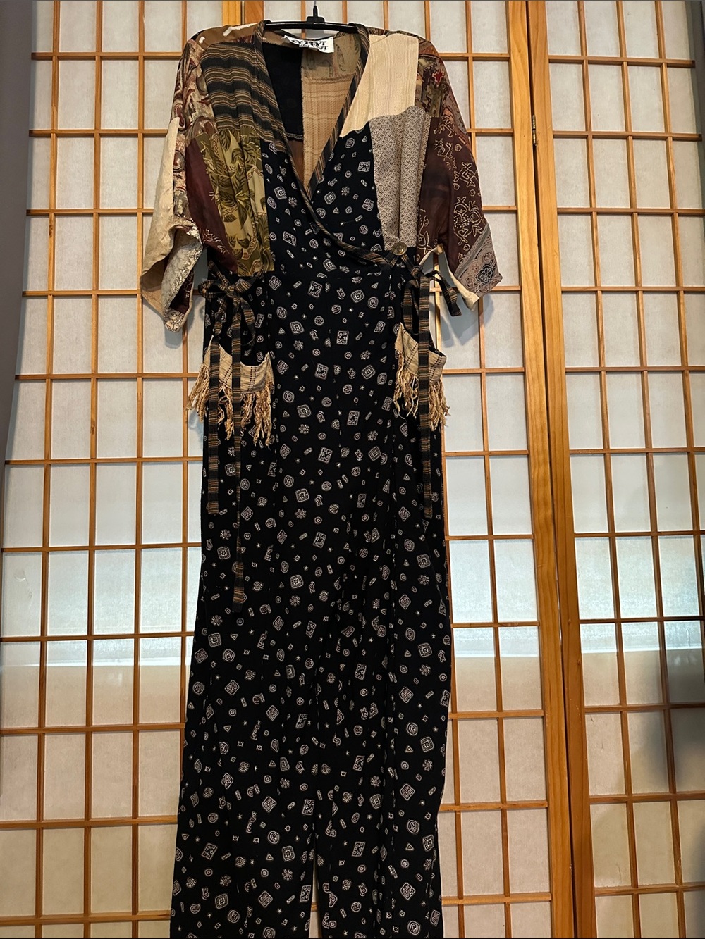 Vintage Donna Jessica Black Wrap jumper